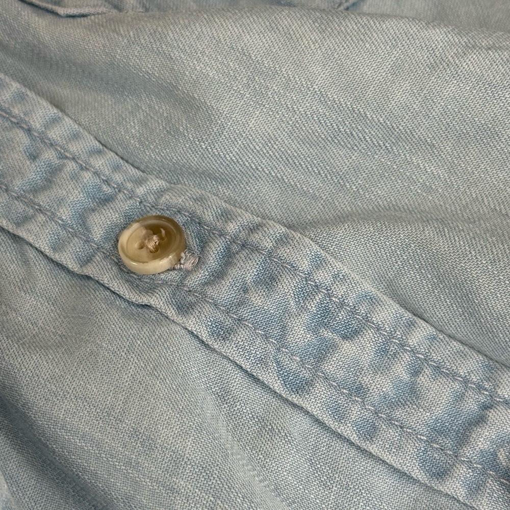 Chico’s 100% Tencel Lyocell Chambray Button Down Shirt Light Blue Soft Denim Top - Picture 10 of 11